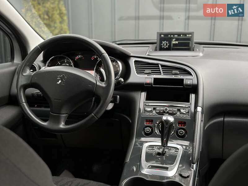 Внедорожник / Кроссовер Peugeot 3008 2013 в Смыге