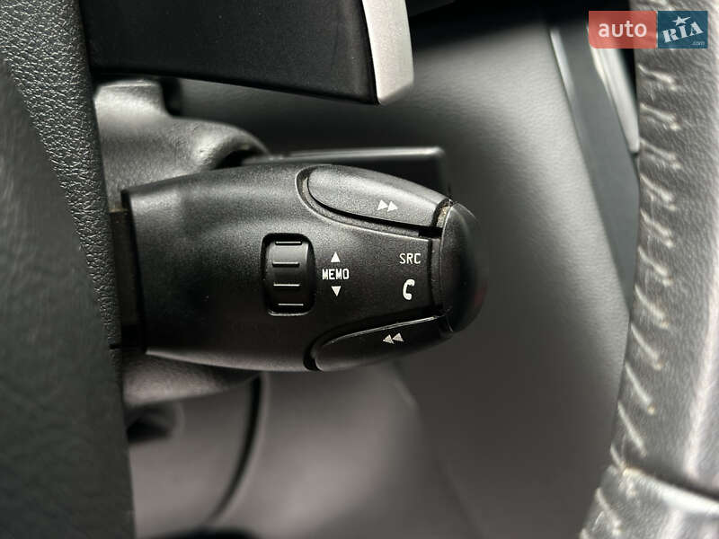 Внедорожник / Кроссовер Peugeot 3008 2013 в Смыге
