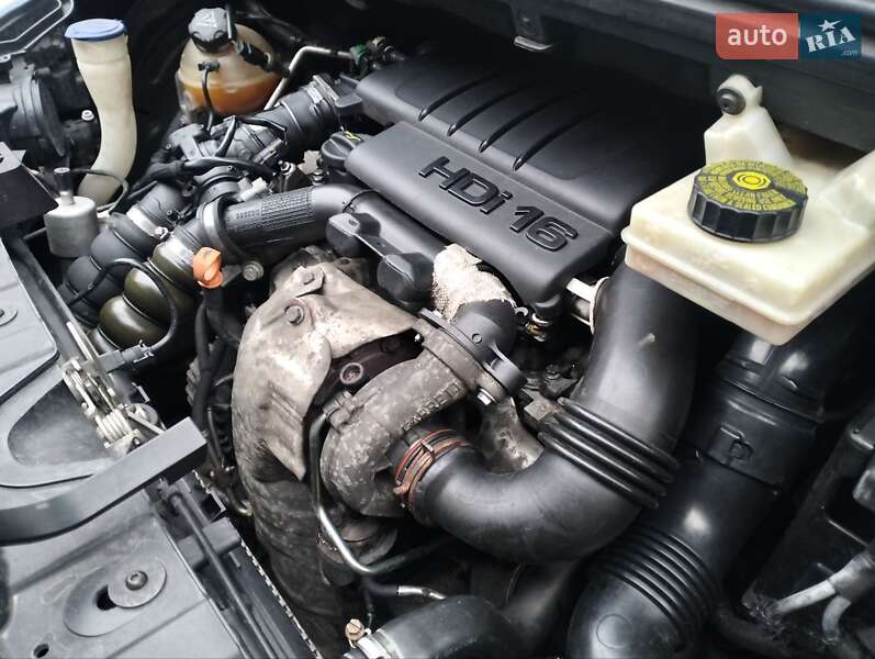 Позашляховик / Кросовер Peugeot 3008 2010 в Луцьку