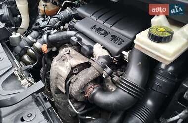 Внедорожник / Кроссовер Peugeot 3008 2010 в 