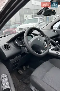 Peugeot 3008 2011