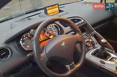 Позашляховик / Кросовер Peugeot 3008 2011 в Львові