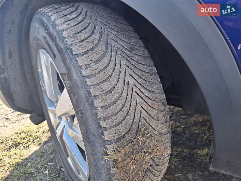 Позашляховик / Кросовер Peugeot 3008 2018 в Львові