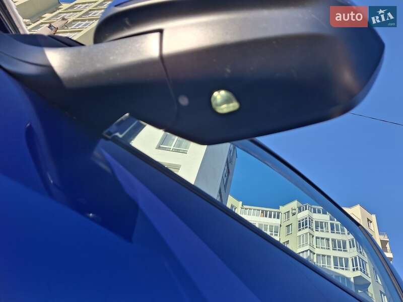 Позашляховик / Кросовер Peugeot 3008 2018 в Львові