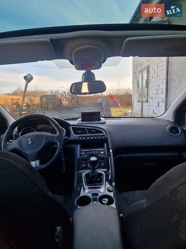 Позашляховик / Кросовер Peugeot 3008 2010 в Львові