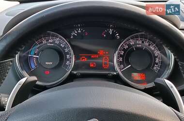 Внедорожник / Кроссовер Peugeot 3008 2012 в 
