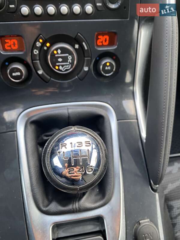 Позашляховик / Кросовер Peugeot 3008 2010 в Первомайську фото 3 Позашляховик / Кросовер Peugeot 3008 2010 в Первомайську