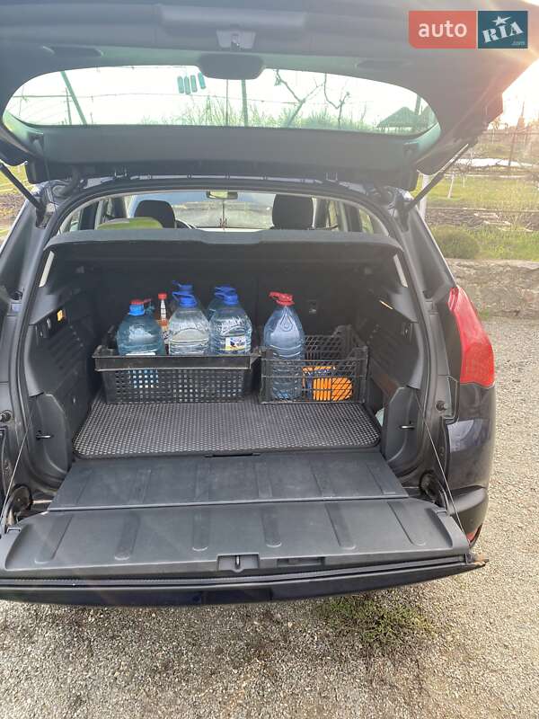 Позашляховик / Кросовер Peugeot 3008 2010 в Первомайську фото 14 Позашляховик / Кросовер Peugeot 3008 2010 в Первомайську