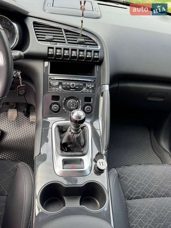 Внедорожник / Кроссовер Peugeot 3008 2015 в Львове