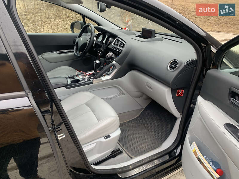 Внедорожник / Кроссовер Peugeot 3008 2010 в Сваляве