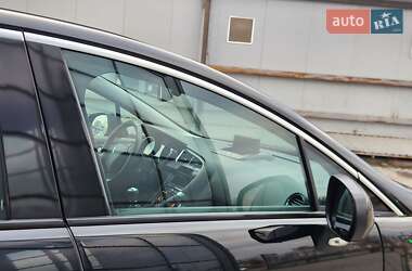 Позашляховик / Кросовер Peugeot 3008 2012 в 