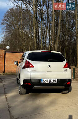 Внедорожник / Кроссовер Peugeot 3008 2012 в 