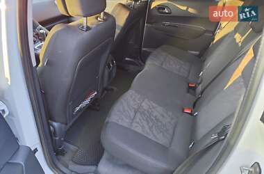 Внедорожник / Кроссовер Peugeot 3008 2011 в 