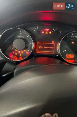 Внедорожник / Кроссовер Peugeot 3008 2009 в 