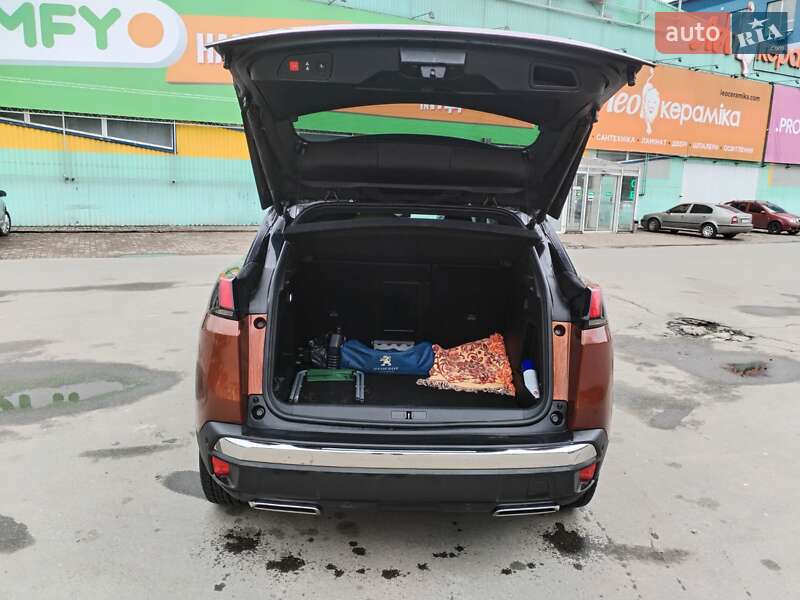 Позашляховик / Кросовер Peugeot 3008 2019 в Івано-Франківську