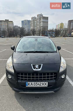Позашляховик / Кросовер Peugeot 3008 2013 в Києві