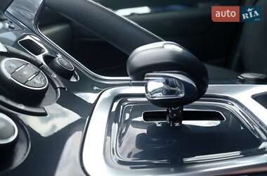 Позашляховик / Кросовер Peugeot 3008 2014 в 
