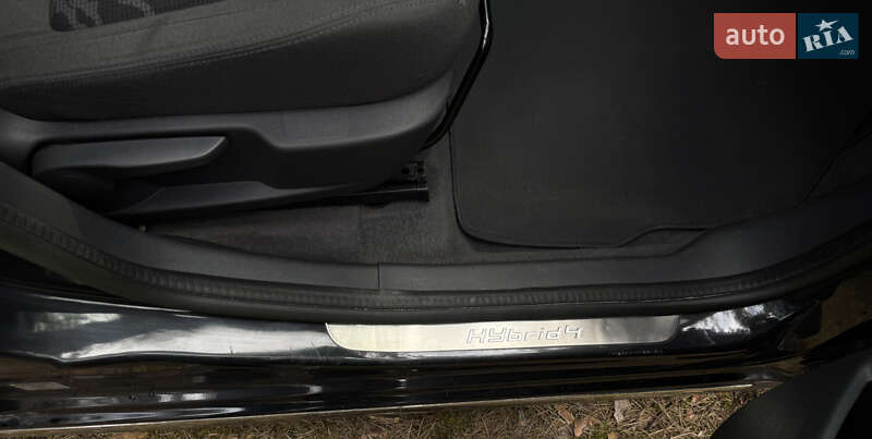 Позашляховик / Кросовер Peugeot 3008 2013 в Луцьку