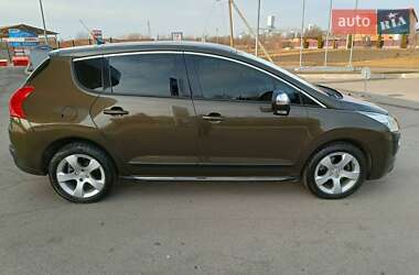 Внедорожник / Кроссовер Peugeot 3008 2011 в Миргороде