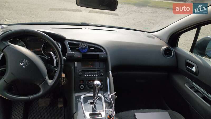 Позашляховик / Кросовер Peugeot 3008 2011 в Бердичеві