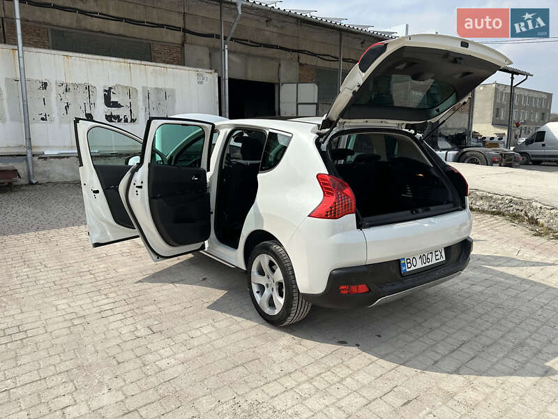 Внедорожник / Кроссовер Peugeot 3008 2011 в Тернополе