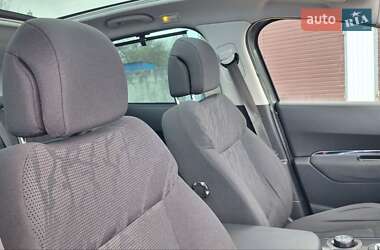 Позашляховик / Кросовер Peugeot 3008 2012 в 