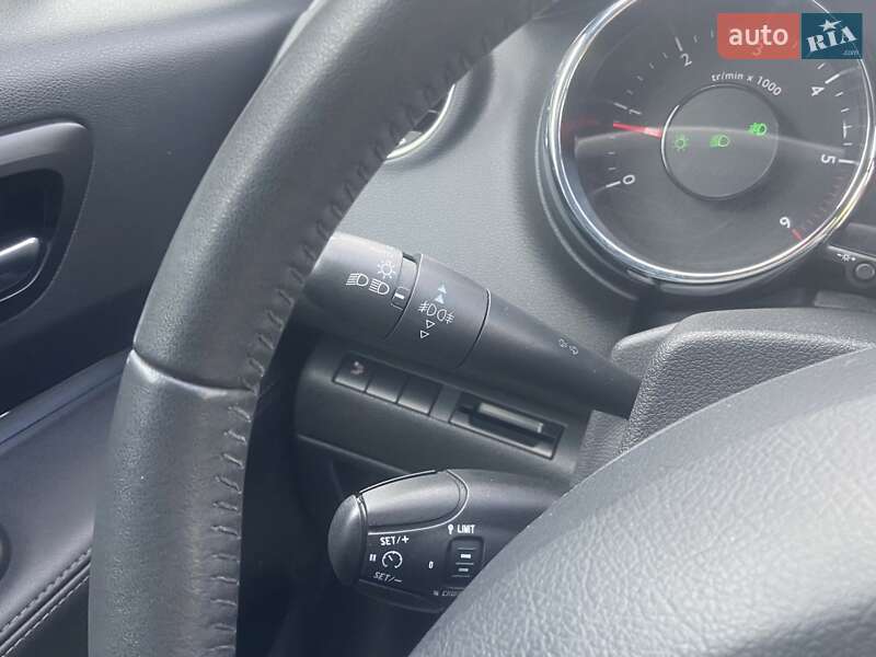 Внедорожник / Кроссовер Peugeot 3008 2014 в Стрые