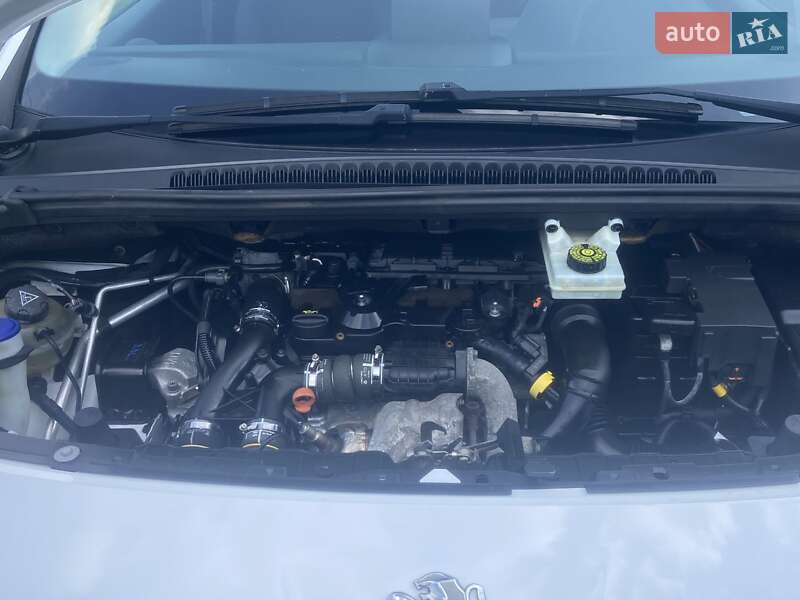 Внедорожник / Кроссовер Peugeot 3008 2014 в Стрые