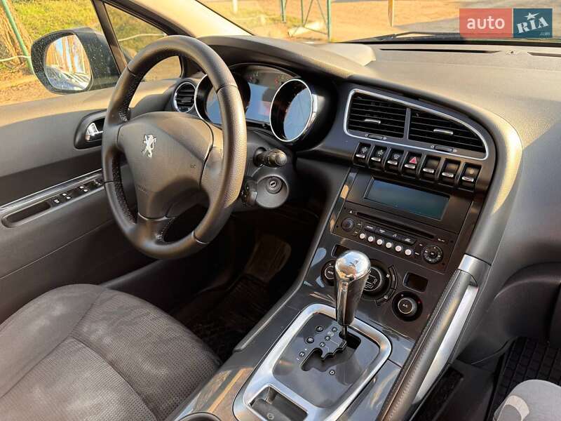 Позашляховик / Кросовер Peugeot 3008 2012 в Хмельницькому