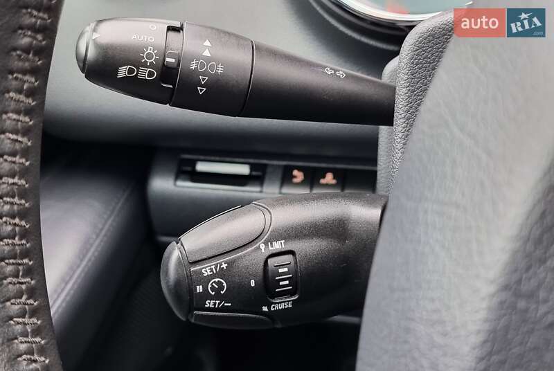 Позашляховик / Кросовер Peugeot 3008 2011 в Хмельницькому