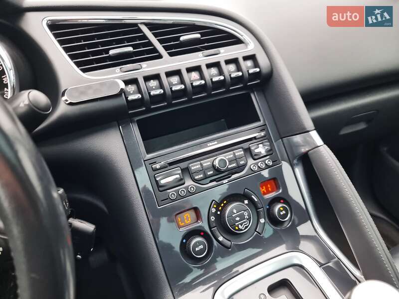 Позашляховик / Кросовер Peugeot 3008 2011 в Хмельницькому