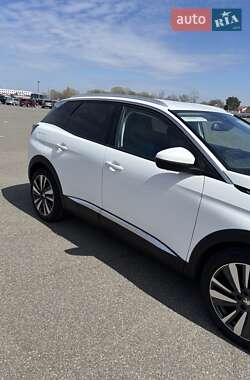 Позашляховик / Кросовер Peugeot 3008 2019 в 