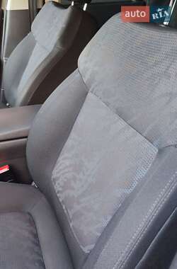 Позашляховик / Кросовер Peugeot 3008 2010 в 