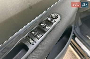 Внедорожник / Кроссовер Peugeot 3008 2010 в 