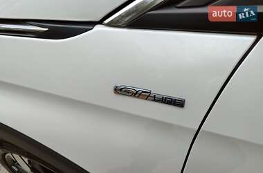 Внедорожник / Кроссовер Peugeot 3008 2018 в 