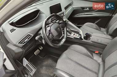 Внедорожник / Кроссовер Peugeot 3008 2018 в 