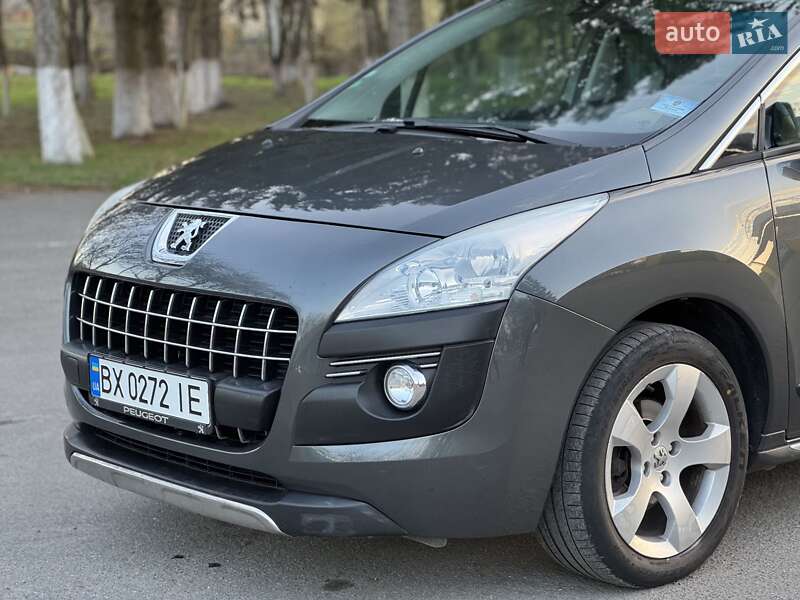 Внедорожник / Кроссовер Peugeot 3008 2010 в Староконстантинове