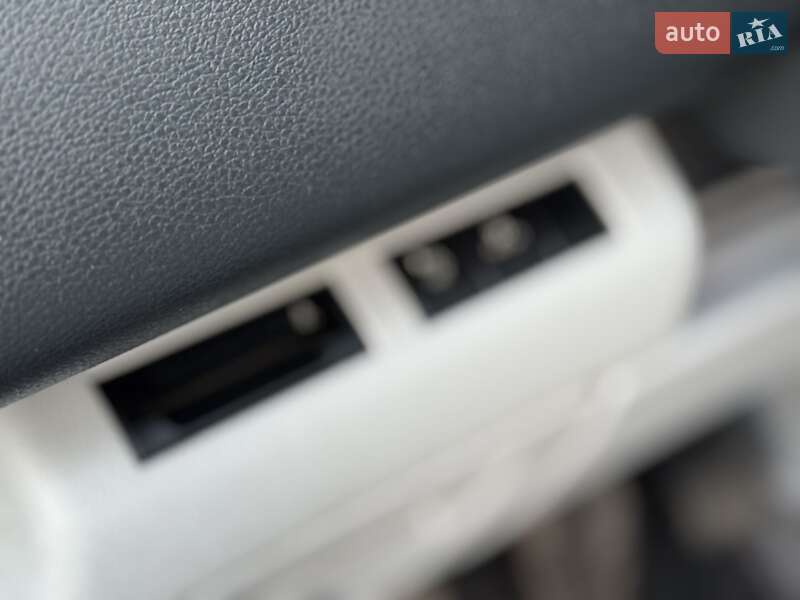 Внедорожник / Кроссовер Peugeot 3008 2010 в Староконстантинове