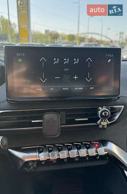Внедорожник / Кроссовер Peugeot 3008 2019 в 