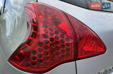 Внедорожник / Кроссовер Peugeot 3008 2013 в 
