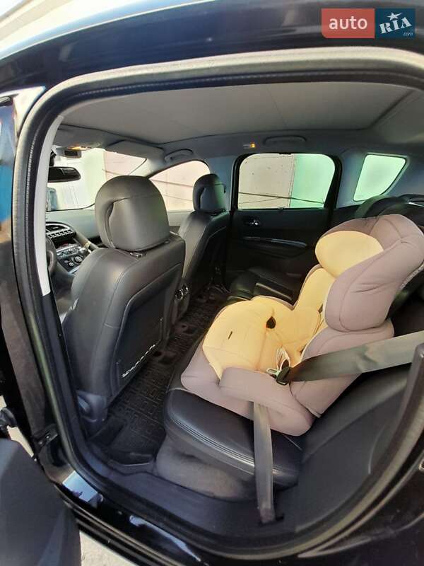 Внедорожник / Кроссовер Peugeot 3008 2012 в Каменец-Подольском