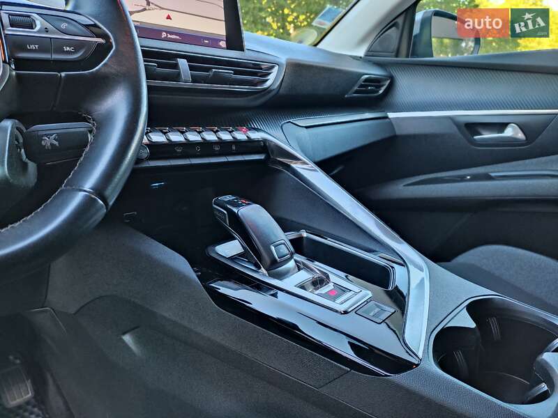 Позашляховик / Кросовер Peugeot 3008 2019 в Рівному