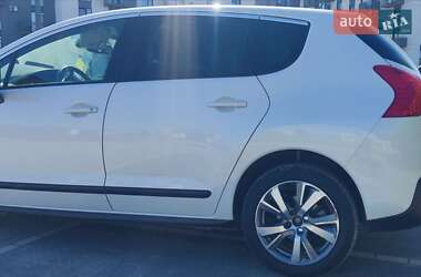Внедорожник / Кроссовер Peugeot 3008 2013 в 