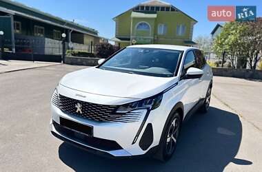 Внедорожник / Кроссовер Peugeot 3008 2021 в 