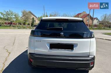 Внедорожник / Кроссовер Peugeot 3008 2021 в 