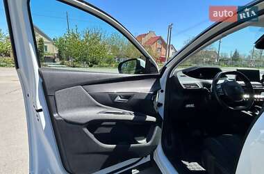 Внедорожник / Кроссовер Peugeot 3008 2021 в 