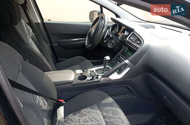 Внедорожник / Кроссовер Peugeot 3008 2010 в 