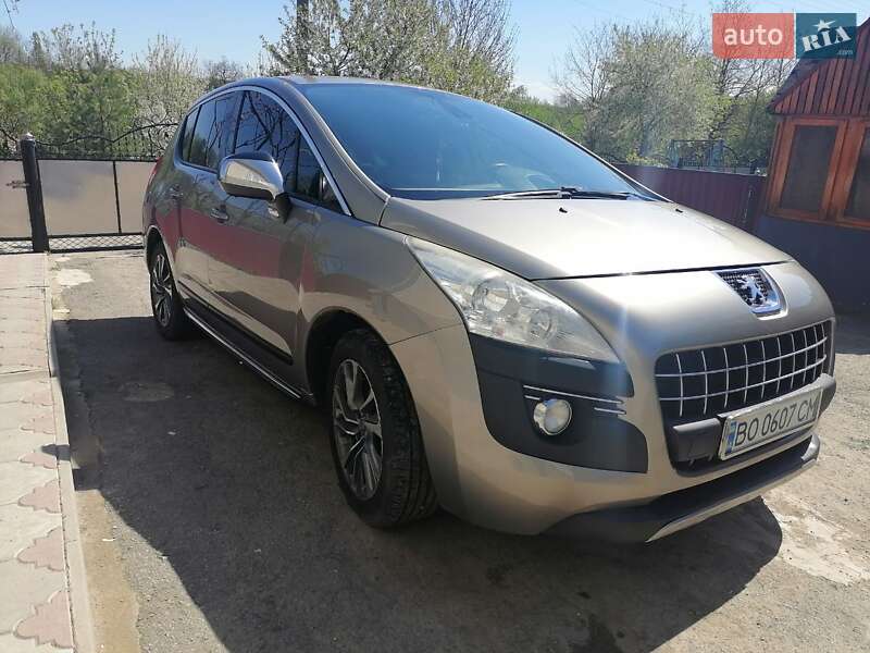 Позашляховик / Кросовер Peugeot 3008 2011 в Тернополі