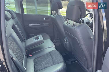 Позашляховик / Кросовер Peugeot 3008 2014 в 