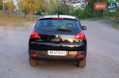 Внедорожник / Кроссовер Peugeot 3008 2013 в 